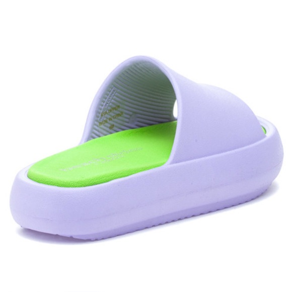 J/SLIDES Beach Slides - Picture 2 of 16